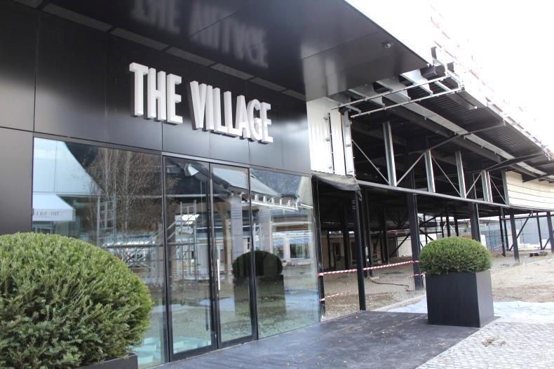 Le « Village des Marques » de Villefontaine, le 13 septembre 2018 - Sortie AVIVO Genève