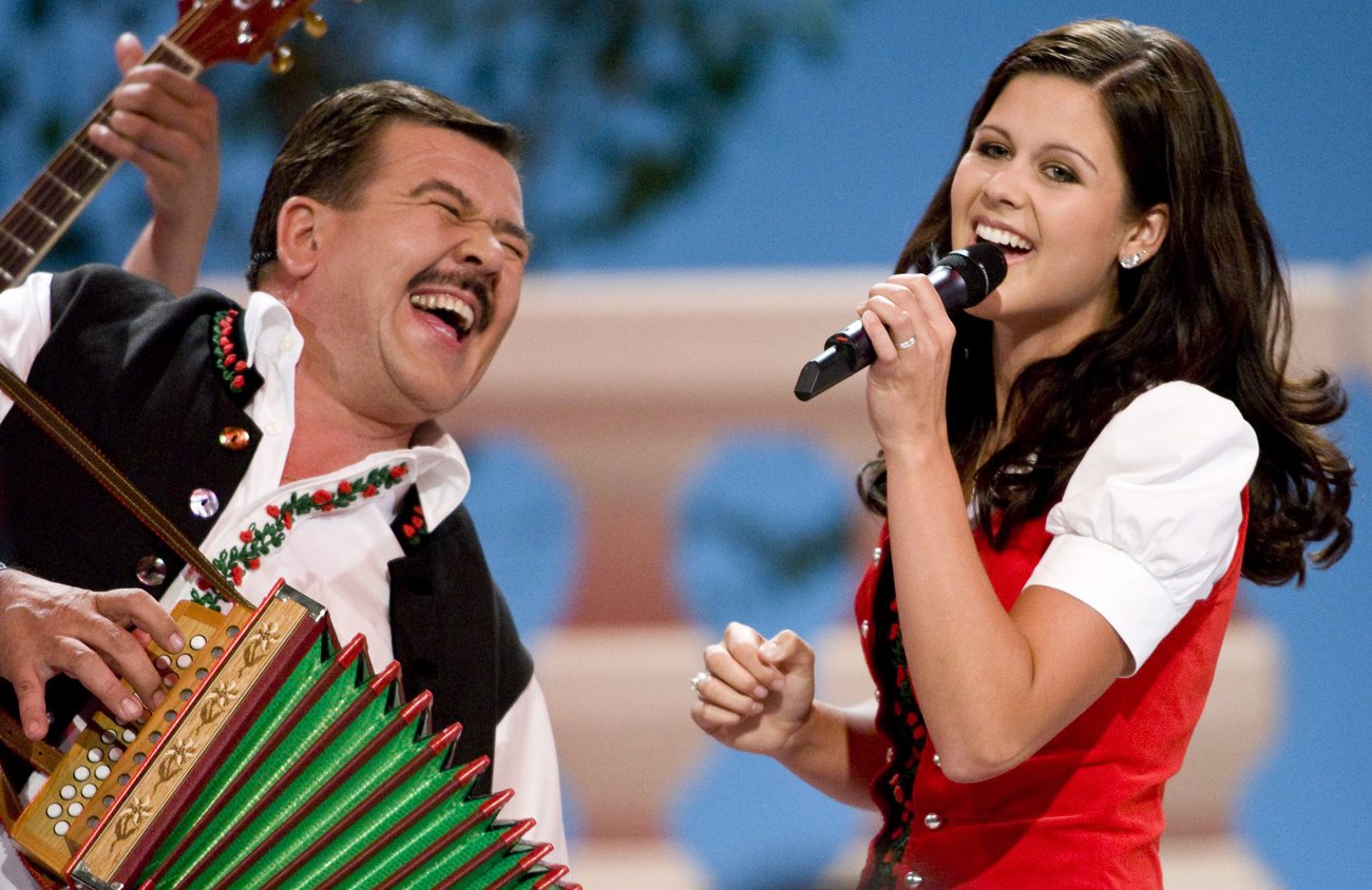 VOKSMUSIK, SCHLAGER,